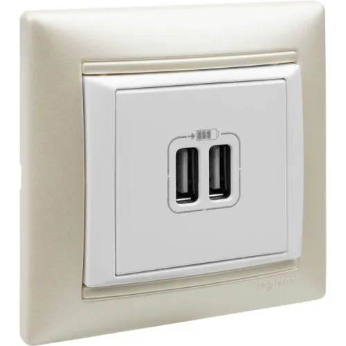 Розетка USB 2-м СП Valena бел. Leg 770470 фото 4