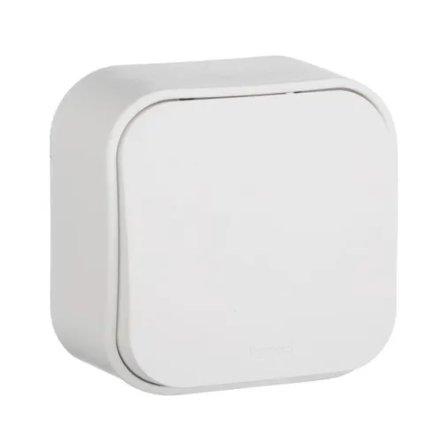 Переключатель проходной 1-кл. ОП Quteo 10А IP20 10AX бел. IEK 782204