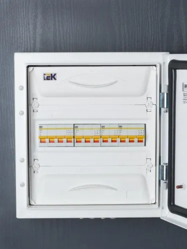 Выключатель нагрузки (мини-рубильник) 3п 100А ВН-32 KARAT IEK MNV10-3-100 фото 7