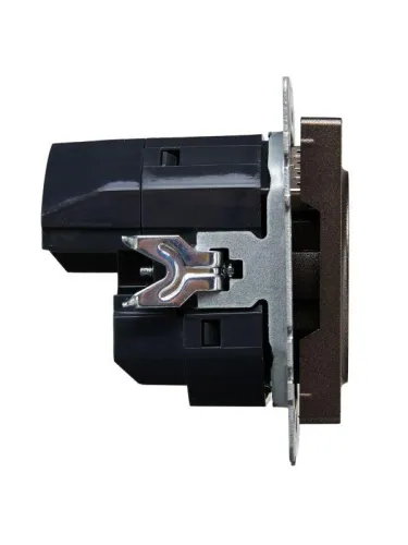 Розетка BRITE РЮш10-1-БрТБ 16А с USB A+A 2.1А с заземл. защ. шторки темн. механизм бронза IEK BR-R14-16-U21-D21-K45 фото 4