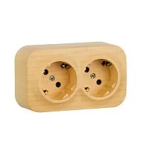 Розетка 2-м ОП Quteo 16А IP20 250В 2х2P+E с заземл. защ. шторки дерево IEK 782287