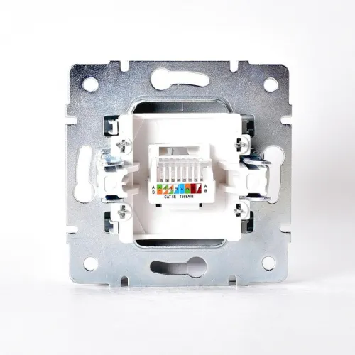 Механизм розетки компьютерн. 1-м СП KARINA RJ45 серебро мат. LEZARD 707-4388-139 фото 3