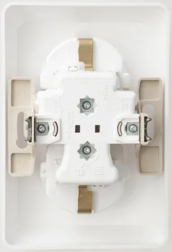 Розетка 2-м СП Этюд 16А IP20 250В с заземл. защ. шторки бел. SE PC16-108B фото 3