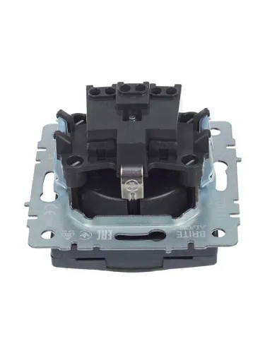 Розетка BRITE РСбш10-3-БрМ 16А IP20 с заземл. защ. шторки с крышкой механизм маренго IEK BR-R16-16-K35 фото 8