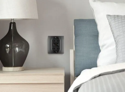 Розетка Inspiria 16А 250В 2х2p+E защ. шторки безвинт. зажимы антрацит IEK 673758 фото 4