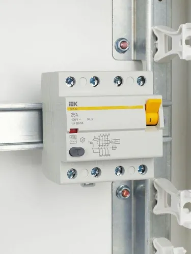 Выключатель дифференциального тока (УЗО) 4п 25А 30мА тип AC ВД1-63 KARAT IEK MDV10-4-025-030 фото 3