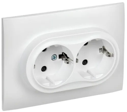 Розетка 2-м SKANDY 16А с заземл. защ. шторки в сборе SK-R07W арктич. бел. IEK SK-R24-16-K01-F