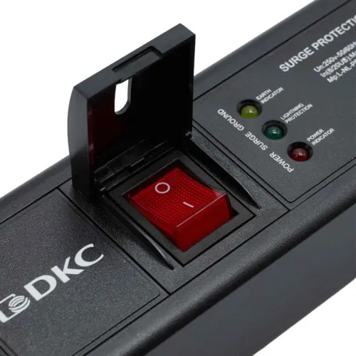 Блок распределения питания 10-м 16А Schuko вх. разъем Schuko для 19дюйм шкафов вертикал. с выкл. защита от перенапряж. с индикатором сети DKC R5VSH10SWOPAM фото 4