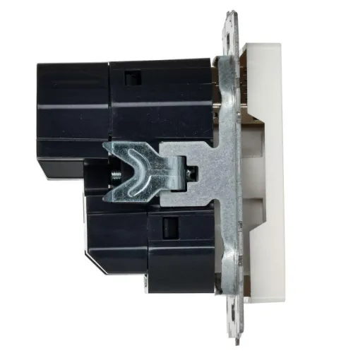 Розетка BRITE РЮш11-1-БрБ 16А с USB A+C 18Вт с заземл. защ. шторки механизм бел. IEK BR-R14-16-U22-018-K01 фото 3