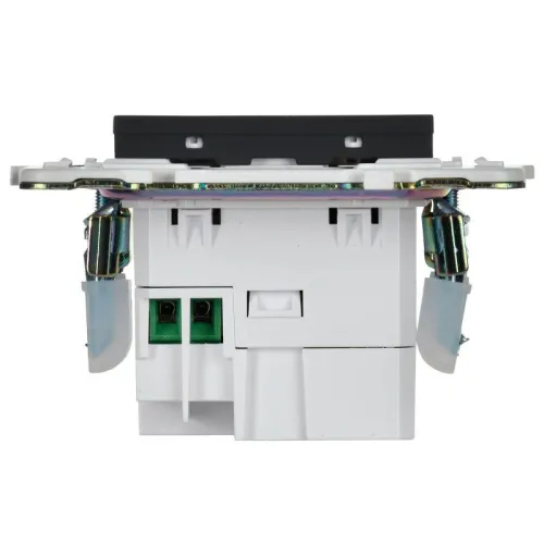 Розетка USB A+C 18Вт SKANDY SK-R13T титан IEK SK-U22-018-K48 фото 5