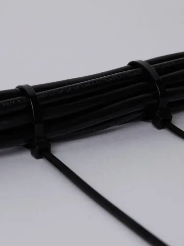 Хомут кабельный 4.8х300 нейл. черн. (уп.100шт) IEK UHH32-D048-300-100 фото 3