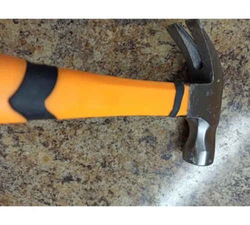 Молоток-гвоздодер 450г фибергласовая двухкомпонентн. ручка с магнитом Вихрь 73/6/8/8 фото 2