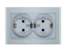 Розетка 2-м СП Бриллиант 16А IP20 с заземл. защ. шторки серебр. UNIVersal 7949797