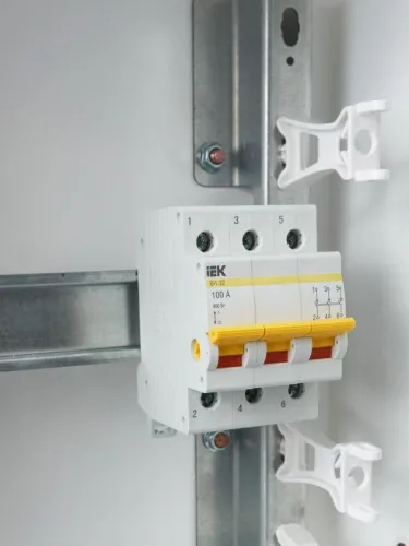 Выключатель нагрузки (мини-рубильник) 3п 100А ВН-32 KARAT IEK MNV10-3-100 фото 8