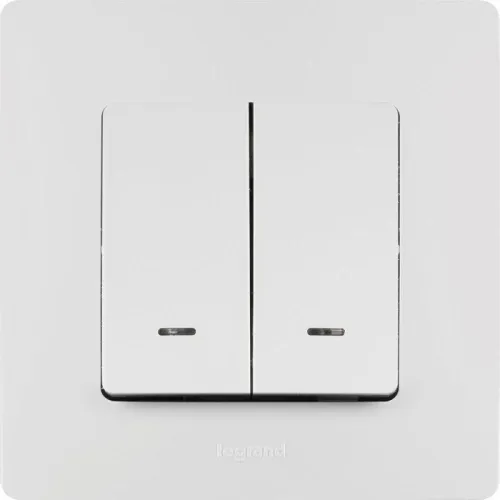 Выключатель 2-кл. СП Etika 10А IP20 250В 10AX с подсветкой/индикацией безвинтов. зажимы механизм бел. IEK 672204 фото 3