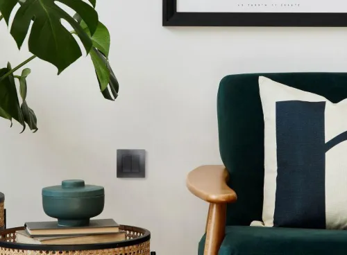 Выключатель 2-кл. СП Etika 10А IP20 250В 10AX авт. зажимы механизм антрацит IEK 672602 фото 3