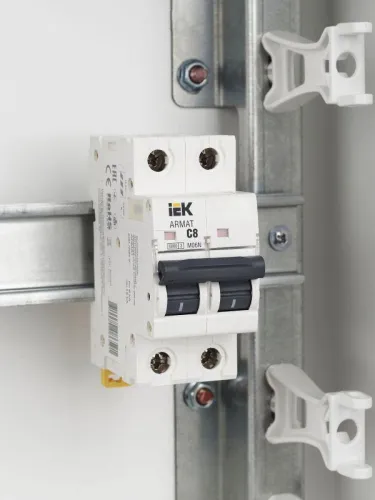 Выключатель автоматический модульный 2п C 8А M06N ARMAT IEK AR-M06N-2-C008 фото 3