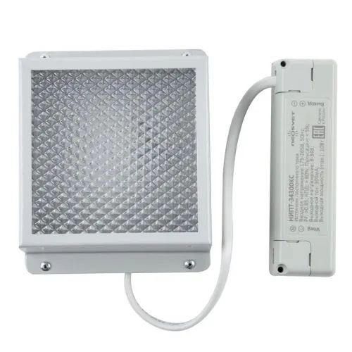 Светильник светодиодный ULP-1010 7W/4000K IP40 GRILYATO WHITE 7Вт 4000К IP40 630лм 100х100х37 потолочный встраив. грильято рассеив. призма с источником питания бел. Uniel UL-00007426