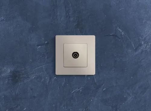 Розетка телевизионная проходная TV СП Etika 14дБ 5-862МГц механизм сл. кость IEK 672363 фото 3