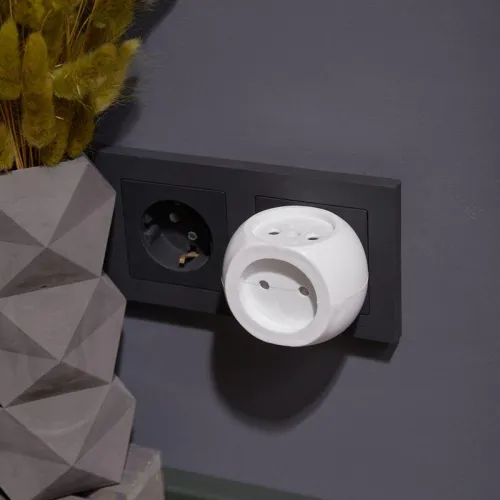 Разветвитель 3-м 6А IP20 Шар 220В бел. Rexant 11-1063 фото 3