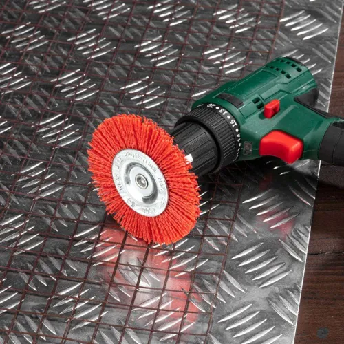 Щетка дисковая для дрели нейлоновая проволока с абразивным покрытием 100мм Kranz KR-91-1233 фото 3