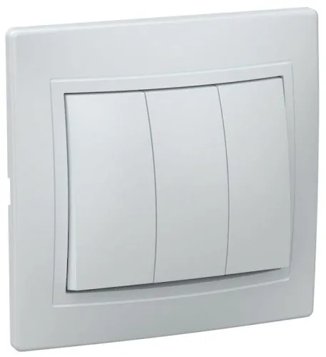 Выключатель 3-кл. СП Кварта 10А IP20 ВС10-3-0-ККм крем. GENERICA EVK30-K33-10-DM