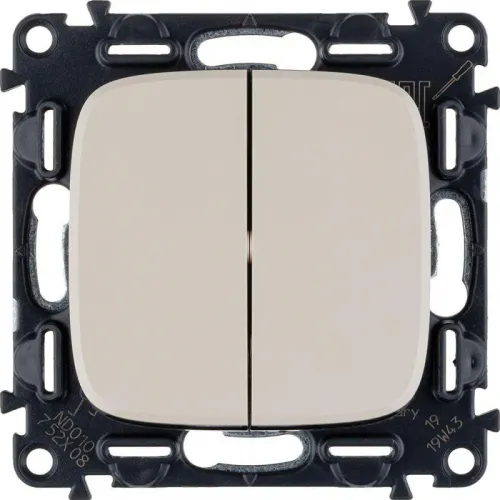 Переключатель 2-кл. СП Valena Allure 10А IP20 250В с лицев. панелью безвинтов. зажимы механизм сл. кость Leg 752808