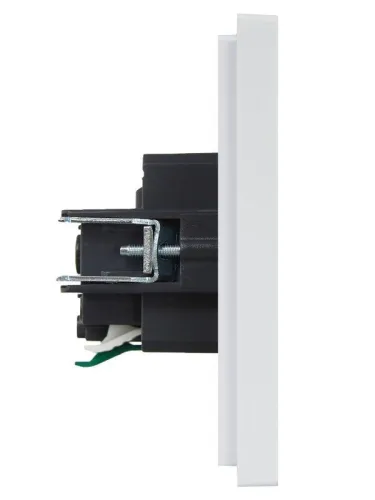 Розетка СП FORTE&PIANO FP213 16А с заземл. защ. шторки безвинт. крепл. бел. IEK FP-R14-16-1-K01 фото 4
