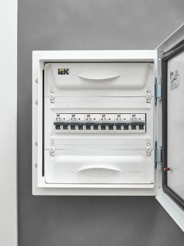 Выключатель автоматический модульный 2п C 63А M06N ARMAT IEK AR-M06N-2-C063 фото 2