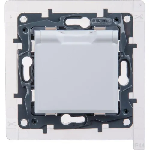 Розетка 1-м Etika 16А IP44 250В с заземл. защ. шторки с крышкой безвинтов. зажимы бел. IEK 672226 фото 8