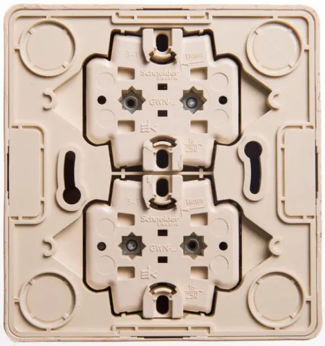 Розетка 4-м ОП Этюд 16А 250В с заземл. с заземл. защ. шторки сосна SE PA16-208D фото 5