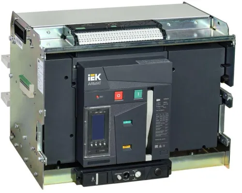 Выключатель автоматический воздушный 3п G 4000А 135кА TT выдвижн. с комплектом аксессуаров ARMAT IEK AR-ACB-3VG-135-4000A-TTCF