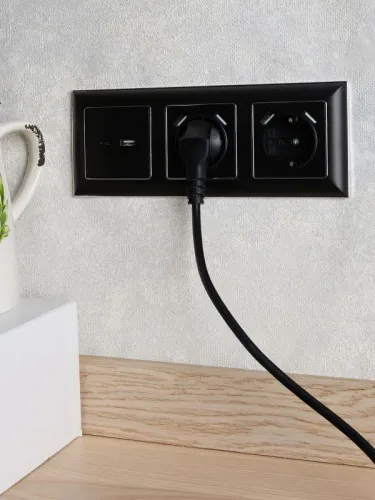 Розетка BRITE USB A+C 18Вт РЮ11-1-БрЧ механизм черн. IEK BR-U22-018-K02 фото 7