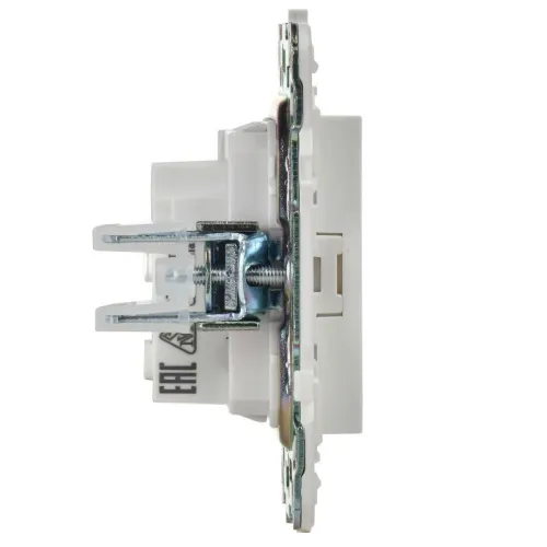 Розетка SKANDY 10А без заземл. защ. шторки SK-R01W арктич. бел. IEK SK-R13-10-K01 фото 4