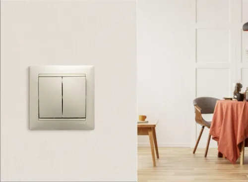 Выключатель 2-кл. СП Valena 10А IP31 250В механизм сл. кость IEK 774305 фото 4