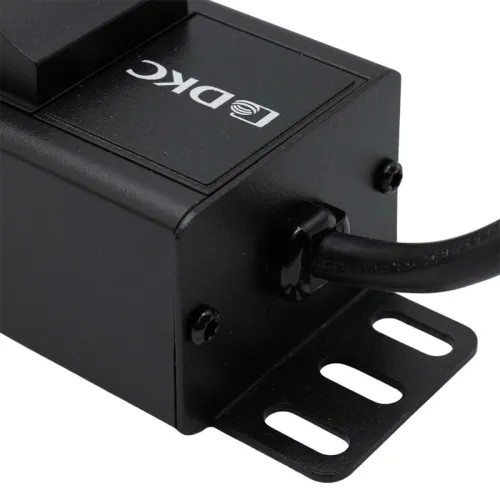 Блок распределения питания 12-м 10А C13 сетевой фильтр вх.разъем C14 разъем C14 для 19дюйм шкафов с 2п авт. выкл. защита от перенапряж. вертикал. с индикатором сети DKC R5VIEC12CBOP фото 2