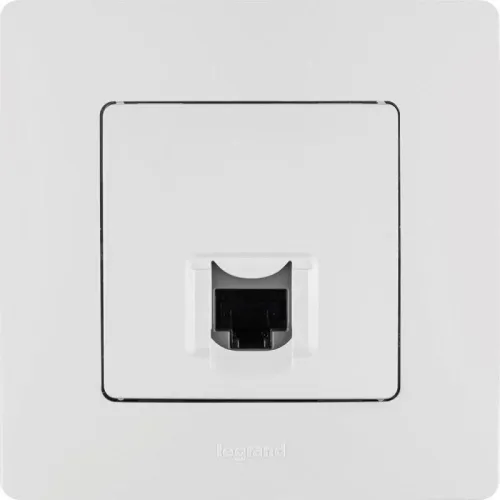 Розетка компьютерная 1-м СП Etika RJ45 кат.5E UTP механизм бел. IEK 672241 фото 6