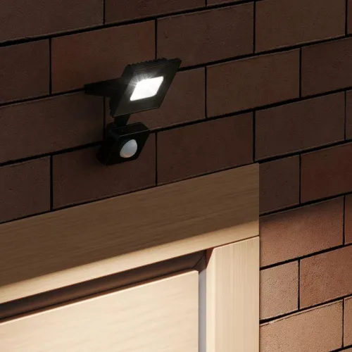 Прожектор светодиодный Elementary 10Вт 6500К IP65 950лм 175-265В ДО с датчиком движения черн. GAUSS 628511310 фото 4