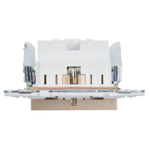 Розетка SKANDY 16А с заземл. защ. шторки безвинт. крепл. SK-R06Sa песочн. IEK SK-R14-16-1-K98 фото 3