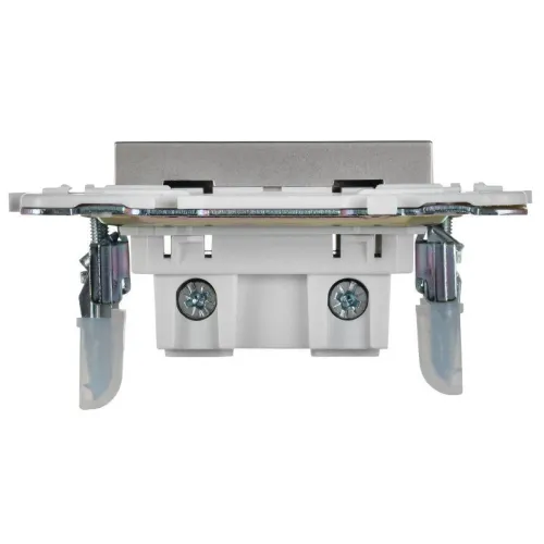 Розетка SKANDY 10А без заземл. защ. шторки SK-R01S серебр. IEK SK-R13-10-K23 фото 3