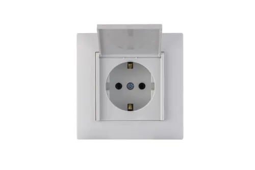 Розетка 1-м с крышкой Karea RIZZ с заземл. бел. Makel 88001029 фото 2