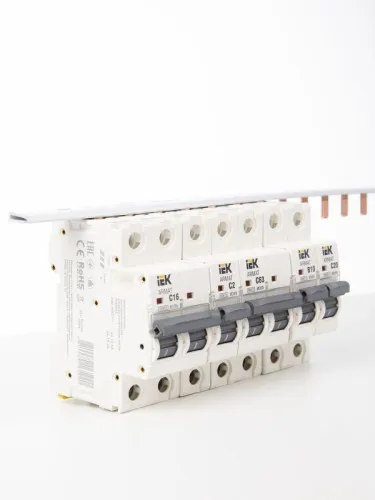 Шина соединительная PIN 3п 100А (дл.1м) IEK YNS21-3-100 фото 3