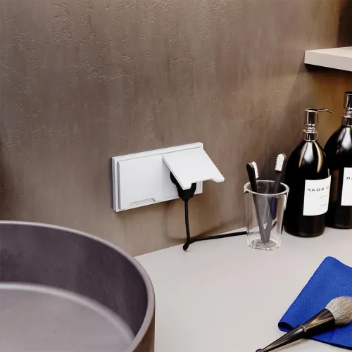 Розетка 1-м СП S70 16А с заземл. защ. шторки + крышка механизм бел. матов. Voltum VLS040302 фото 5