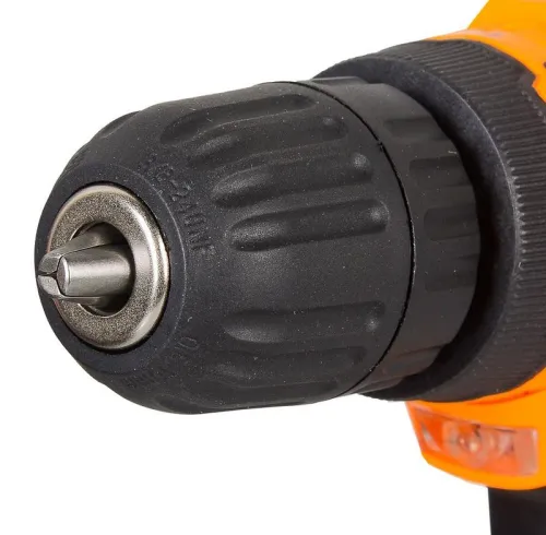 Дрель-шуруповерт аккумуляторная ДА-12Л-2КН с набором инструментов Вихрь 72/14/35 фото 7