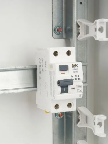 Выключатель дифференциального тока (УЗО) 2п 25А 30мА тип A ВДТ R10N ARMAT IEK AR-R10N-2-025A030 фото 3