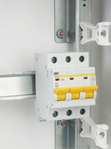 Выключатель автоматический модульный 3п C 16А 4.5кА ВА47-29 KARAT IEK MVA20-3-016-C фото 3