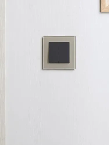 Рамка 1-м BRITE РУ-1-2-БрД стекло дым. IEK BR-M12-G-K30 фото 6