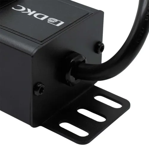 Блок распределения питания 10-м 16А Schuko вх. разъем Schuko для 19дюйм шкафов вертикал. с выкл. защита от перенапряж. с индикатором сети DKC R5VSH10SWOPAM фото 5