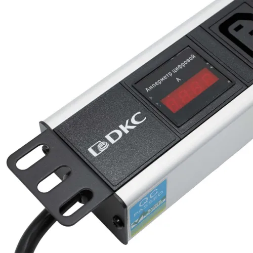 Блок розеток 8-м 10А IEC 60320 C13 для 19дюйм шкафов амперметр DKC R519IEC8AMC14 фото 3