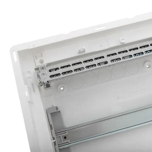 Щит комбинированный встраив. Nova 3 DIN-рейки + 1 монтаж. плата 5 габарит IP41 с метал. перфорированной дверью EKF Proxima nv-cb-pmd-3+1 фото 3